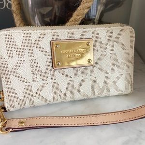Michael Kors Logo Wristlet